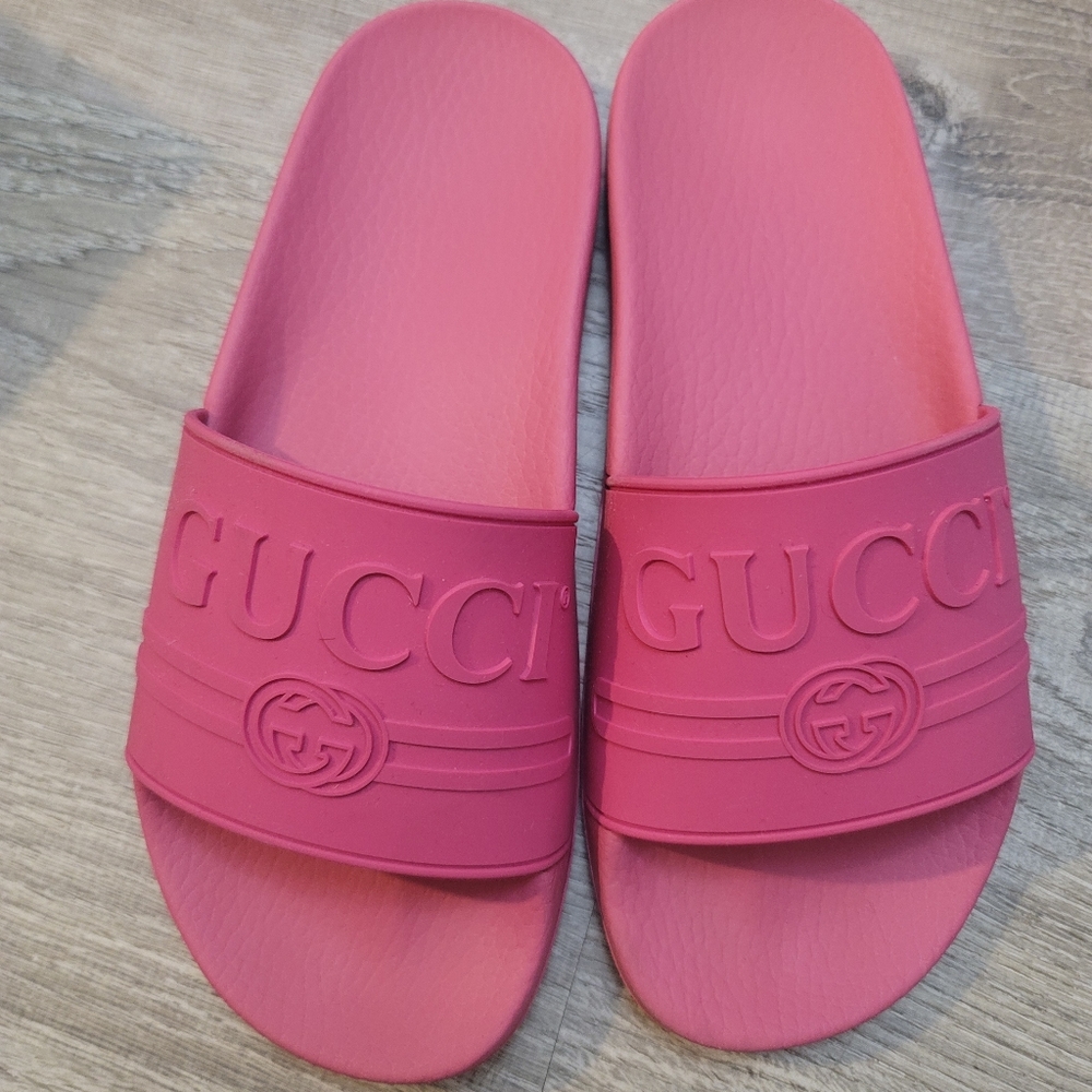Authentic Gucci slide sandals